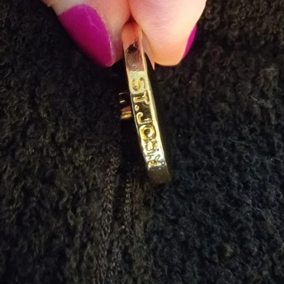 St John Black Boucle' Knit Jacket With Gold Trimmed Buttons Size 16 - Picture 11 of 11